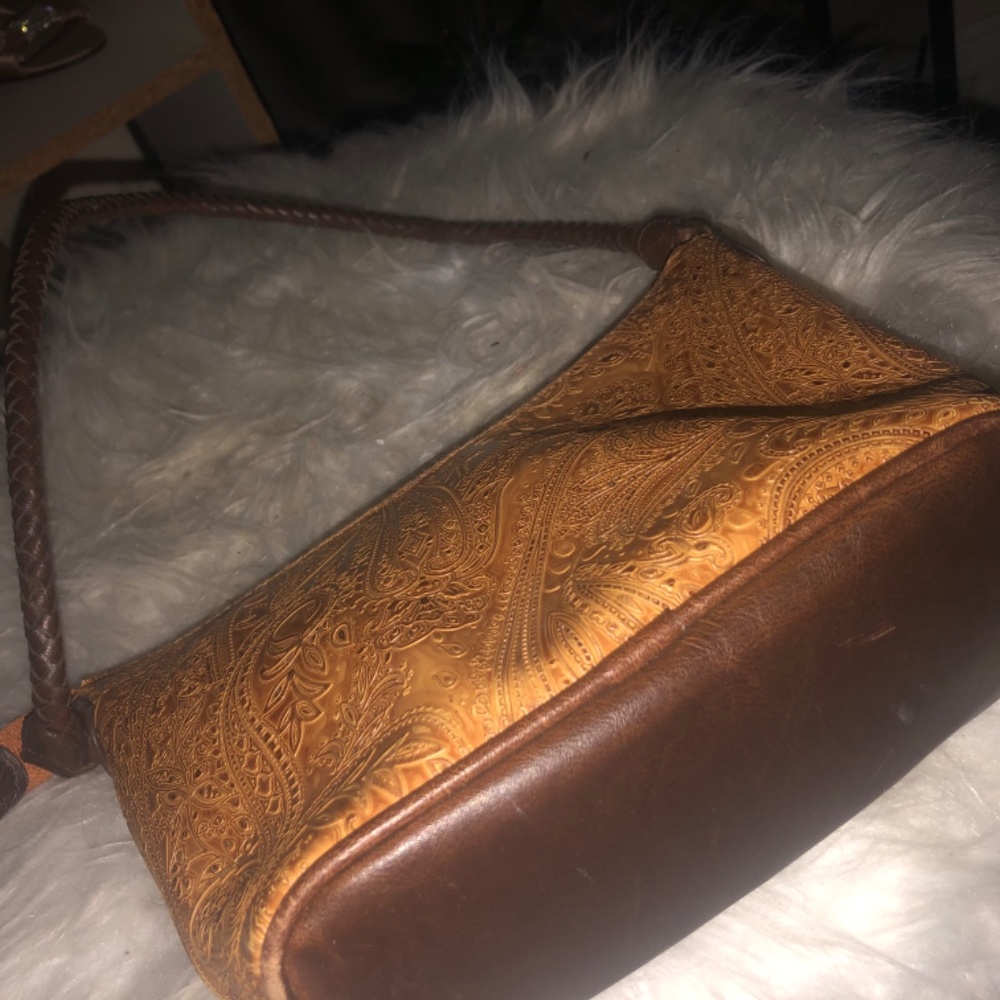 Purse - Picture 2 of 5